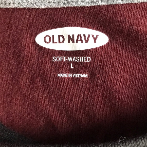 Old navy long sleeve - Picture 2 of 3